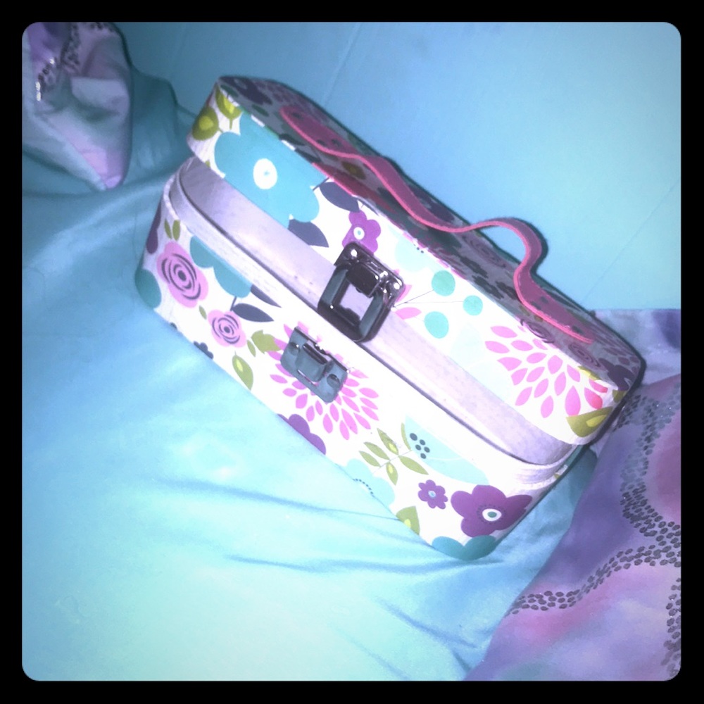 Girl flower box
